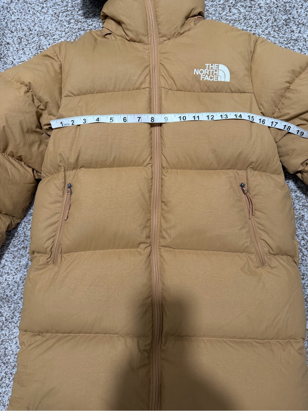 The North Face Women's almond butter Glacier Basin Parka with detachable scarf M - Picture 10 of 12
